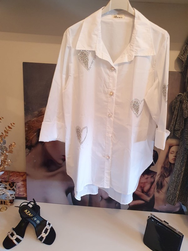 Camisa blanca corazones strasss